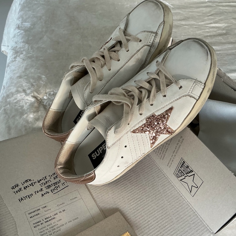 Golden Goose Cream Sneakers with Pink Glitter Star